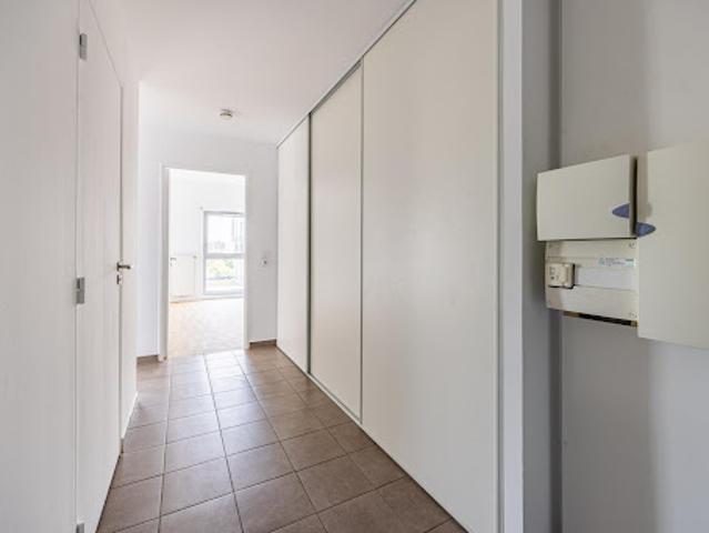 Location Appartement 3 pièces 76 m2 Paris 19ème