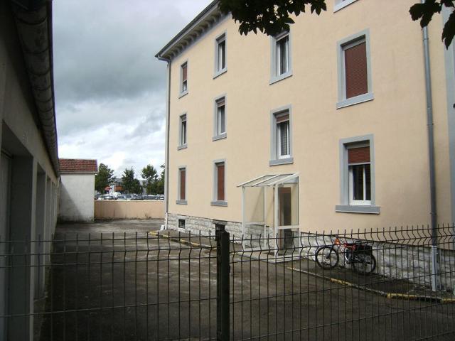 Location Appartement 3 pièces 76m²