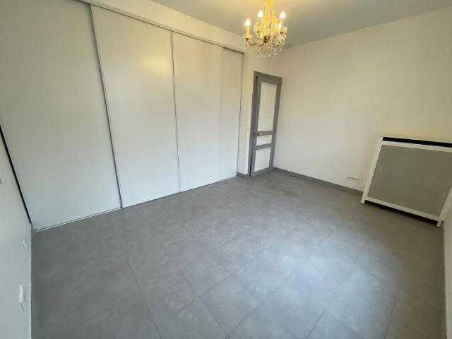 Location Appartement 3 pièces 76m² COULOMMIERS 77120