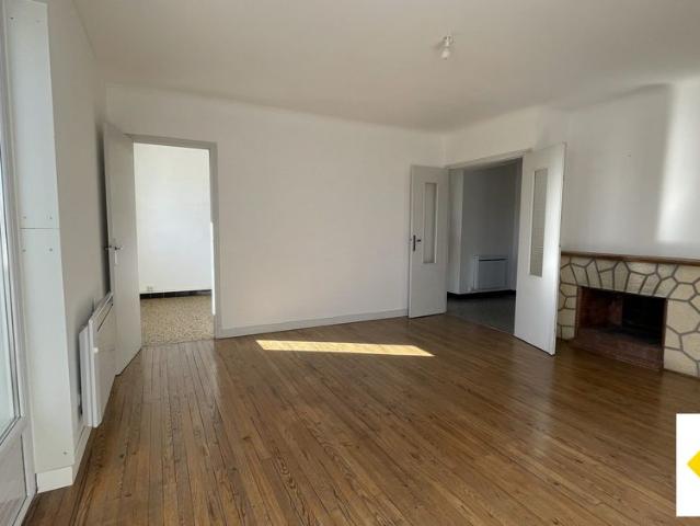 Location Appartement 3 pièces 76m² AGEN 47000