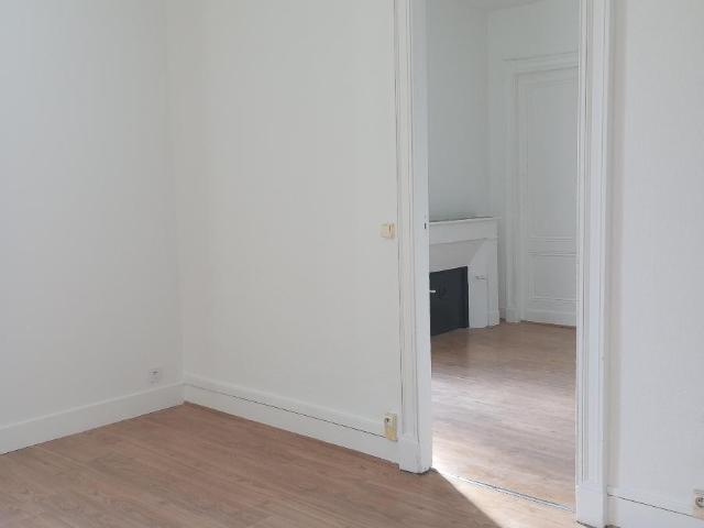 Location Appartement 3 pièces 76m² BORDEAUX 33000