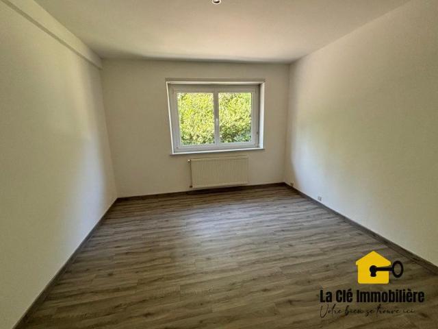 Location Appartement 3 pièces 76m² BARTENHEIM 68870