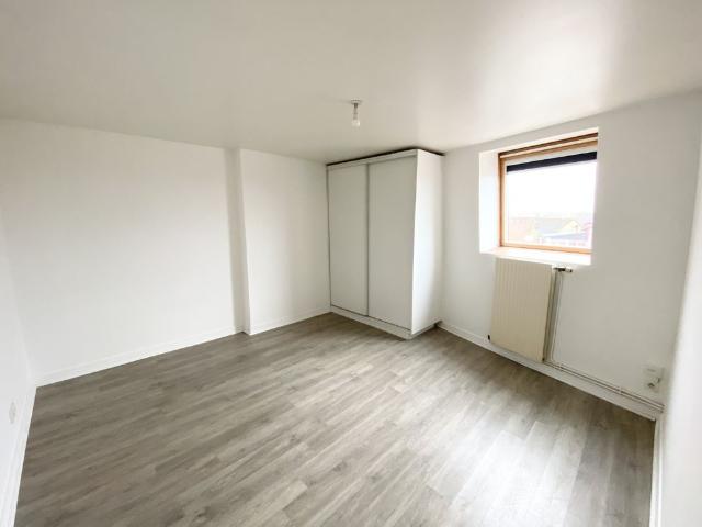Location Appartement 3 pièces 76m² LOISON SOUS LENS 62218