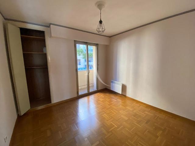 Location Appartement 3 pièces 76m² NICE 06000