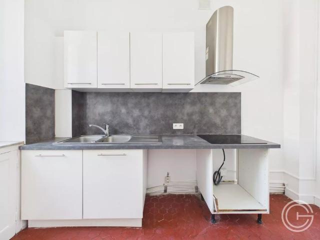 Location Appartement 3 pièces 76m² NICE 06100
