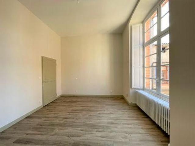 Location Appartement 3 pièces 78.00 m² montauban