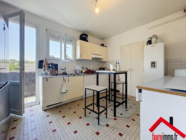 Location Appartement 3 pièces 78.2 m2 Brive la Gaillarde