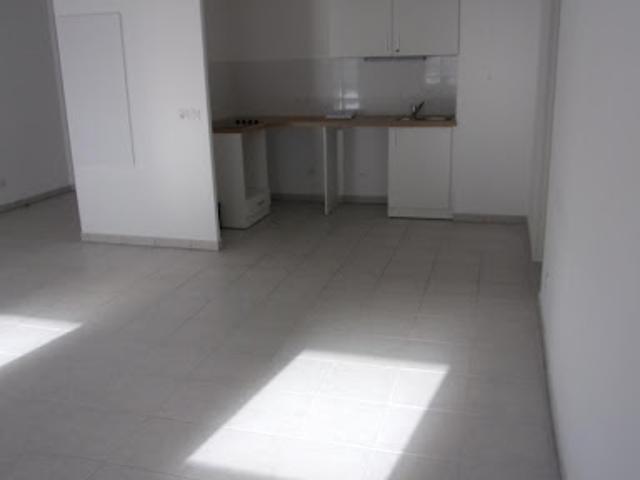 Location Appartement 3 pièces 78 m2 Marseille 8ème