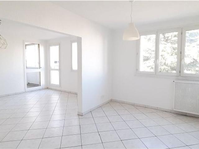 Location appartement 3 pièces 78 m²