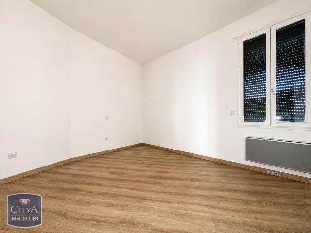 Location Appartement 3 pièces 78m² CASTILLON LA BATAILLE 33350