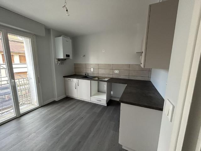 Location Appartement 3 pièces 78m² VICHY 03200