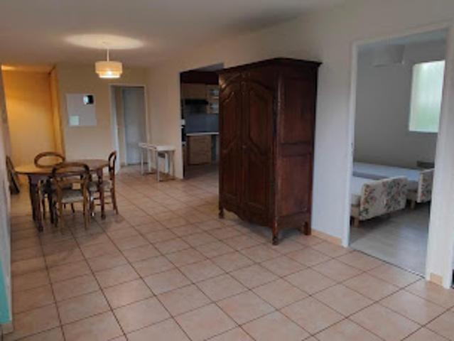 Location Appartement 3 pièces 79 m2 Igny