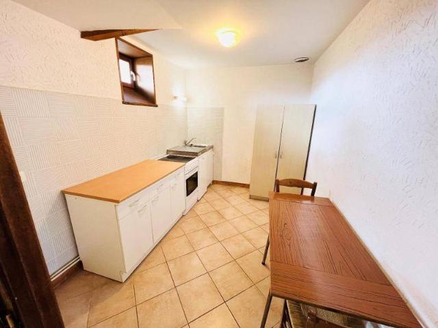 Location appartement 3 pièces 79.56 m² à Feillens 01570 5 750 €