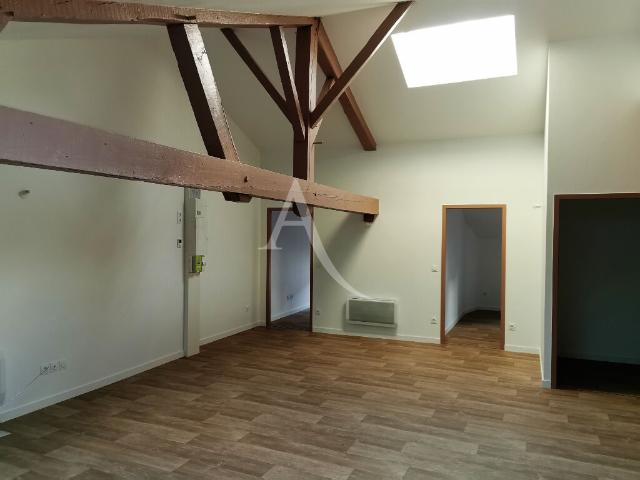 Location appartement 3 pièces, 79.00m², Villeneuve de Marsan