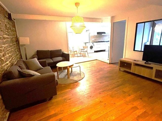 Location appartement 3 pièces 79 m² à Lyon 2 69002