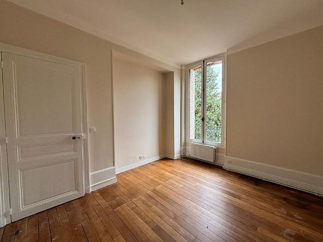 Location Appartement 3 pièces 79m²