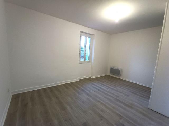 Location Appartement 3 pièces 79m² HAGETMAU 40700