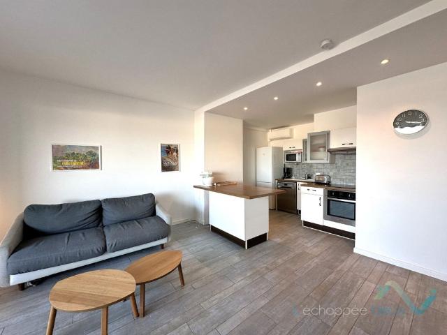 Location Appartement 3 pièces 79m² HYERES 83400