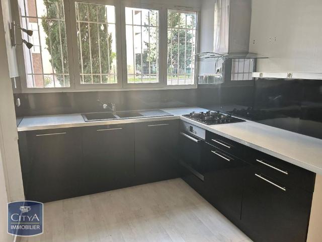 Location Appartement 3 pièces 79m² ISTRES 13800