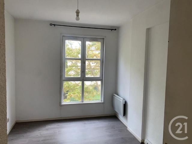 Location Appartement 3 pièces 79m² MONTPELLIER 34000