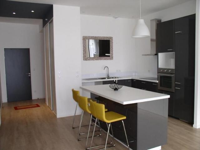 Location Appartement 3 pièces 79m² POITIERS 86000