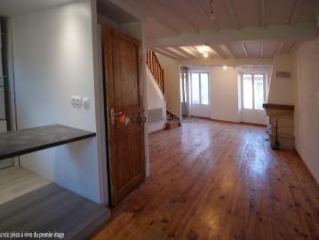 Location Appartement 3 pièces 79m² PRADES 66500