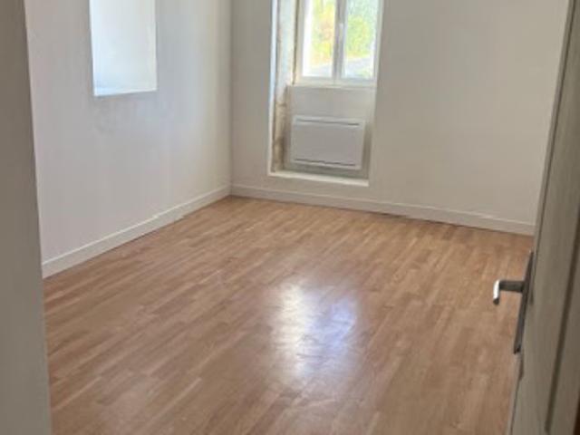 Location Appartement 3 pièces 83 m2 Guillac