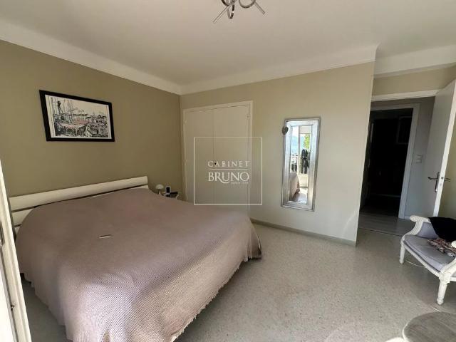 Location Appartement 3 pièces 83m² CANNES 06150