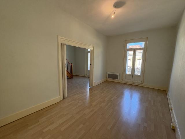 Location Appartement 3 pièces 87m² AGEN 47000