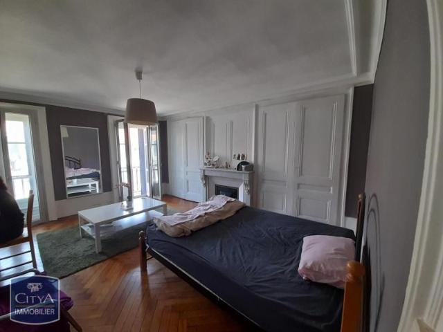 Location Appartement 3 pièces 83m² LYON 3ème
