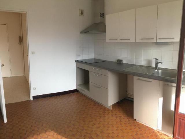 Location Appartement 3 pièces 83m² TOURS 37000