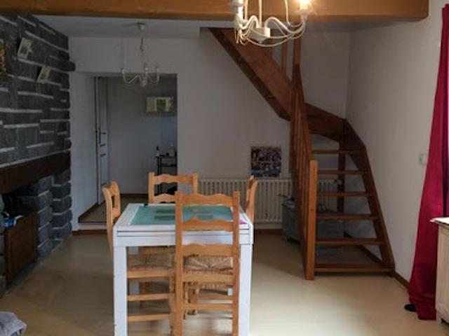 Location Appartement 3 pièces 80 m2 Aydat
