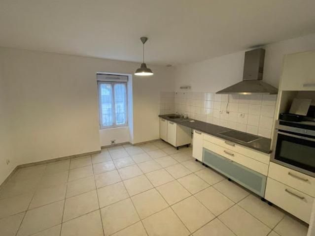 Location Appartement 3 pièces 80 m2 Le Martinet