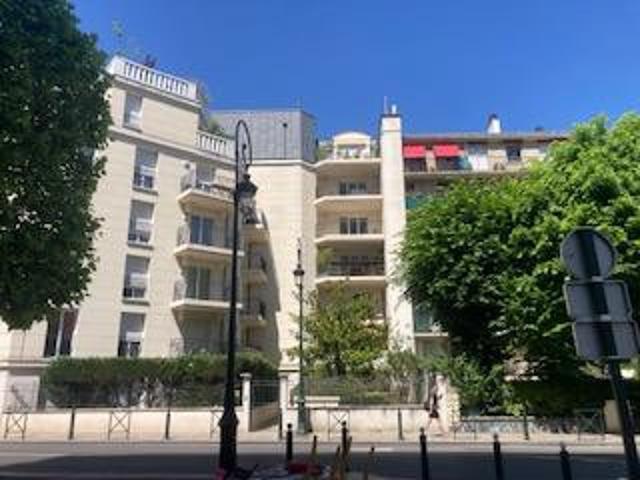 Location Appartement 3 pièces 80 m2 Puteaux