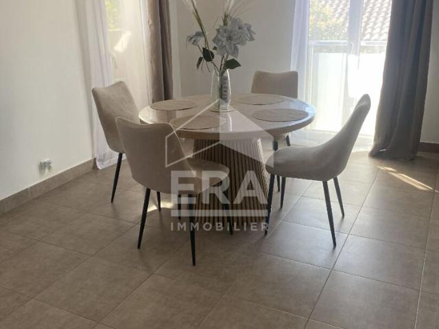 Location Appartement 3 pièces 80m²