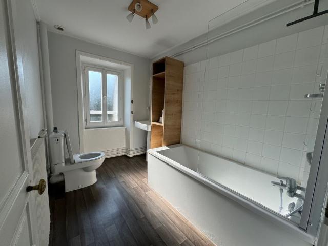 Location Appartement 3 pièces 80m² COUZEIX 87270