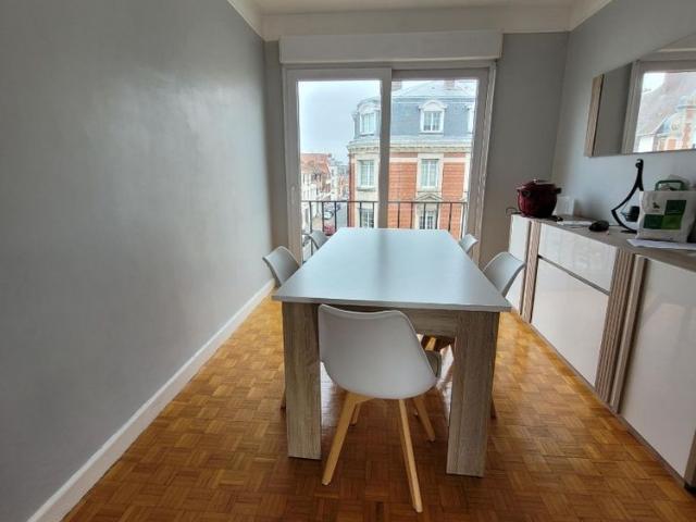 Location Appartement 3 pièces 80m² CAMBRAI 59400