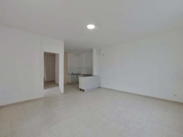 Location Appartement 3 pièces 80m² CHATELLERAULT 86100