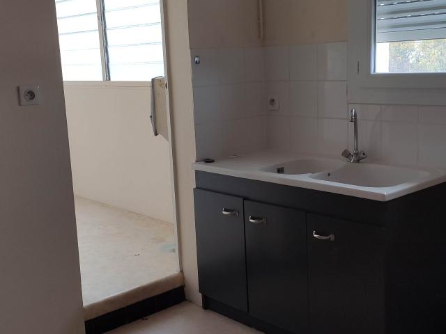 LOCATION Appartement 3 pièces 80m² Niort