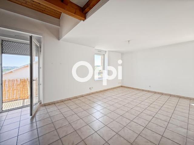 Location Appartement 3 pièces 81.4 m2 Saint Laurent de Chamousset