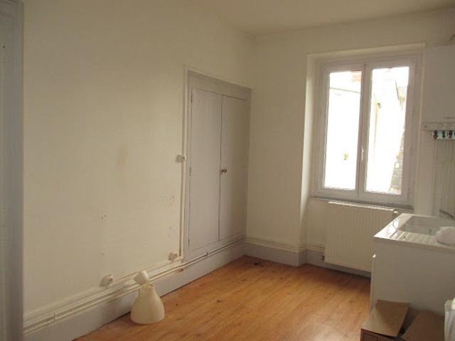 Location Appartement 3 pièces 81.75 m2 Nevers