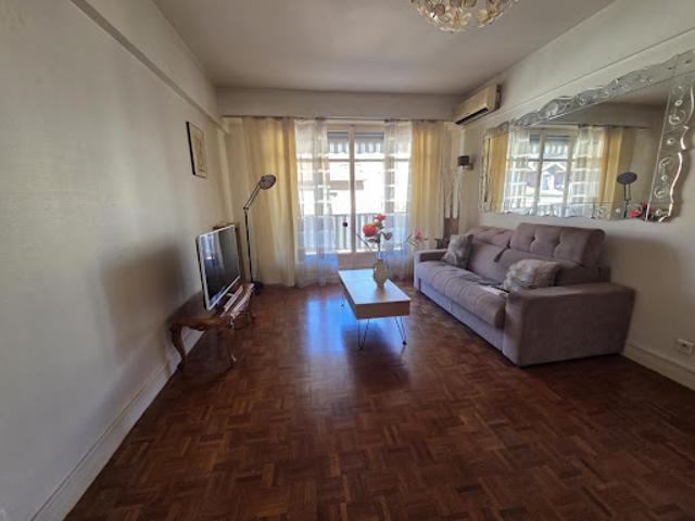 Location Appartement 3 pièces 81.2 m2 Nice