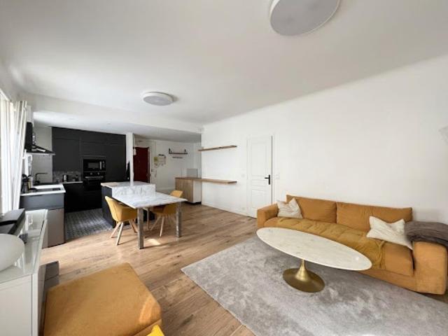 Location Appartement 3 pièces 81.33 m2 Montrouge