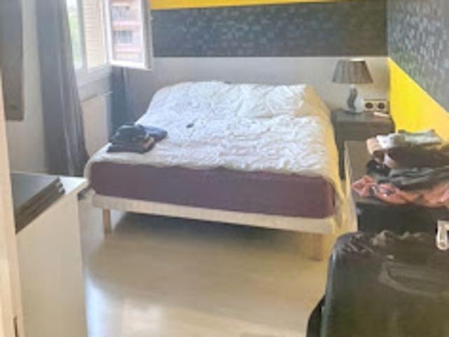 Location Appartement 3 pièces 81 m2 Venissieux