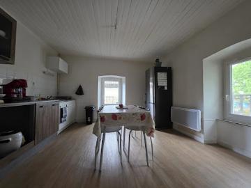 Location Appartement 3 pièces 81 m2 Lamastre