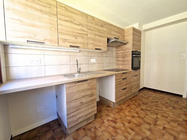 Location Appartement 3 pièces 81m²