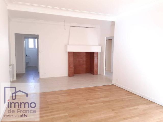 Location Appartement 3 pièces 81m² GRENOBLE 38000
