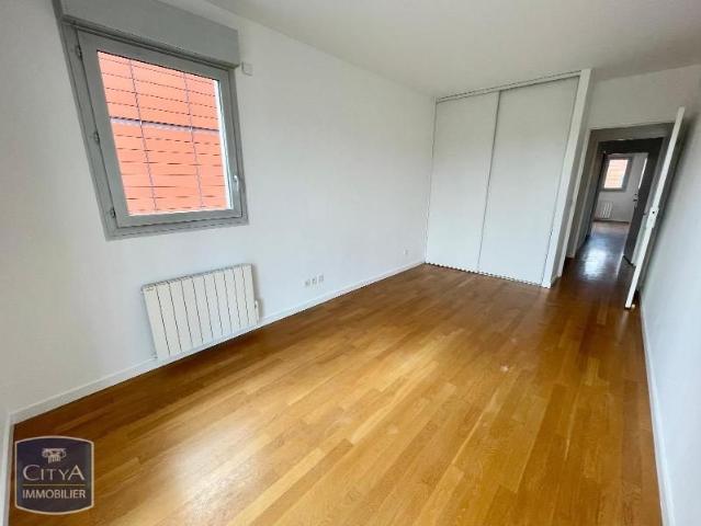 Location Appartement 3 pièces 81m² LYON 6ème