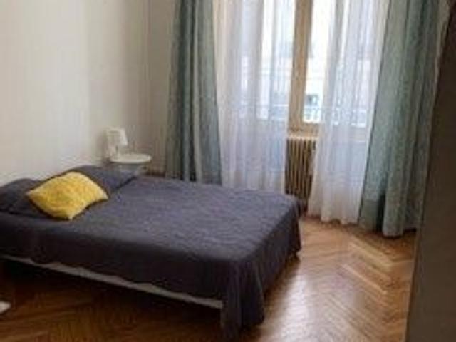 Location Appartement 3 pièces 81m² LYON 3ème