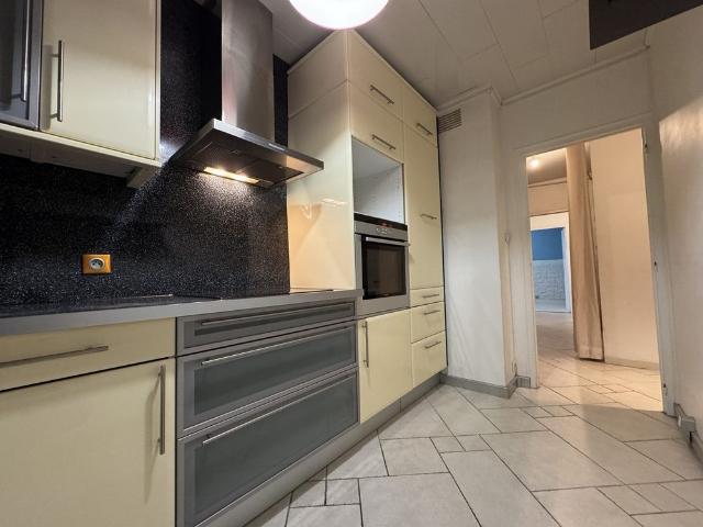 Location Appartement 3 pièces 81m² NANCY 54000